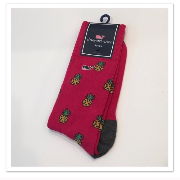 Vineyard Vines Accessories - Vineyard Vines Pineapple Socks